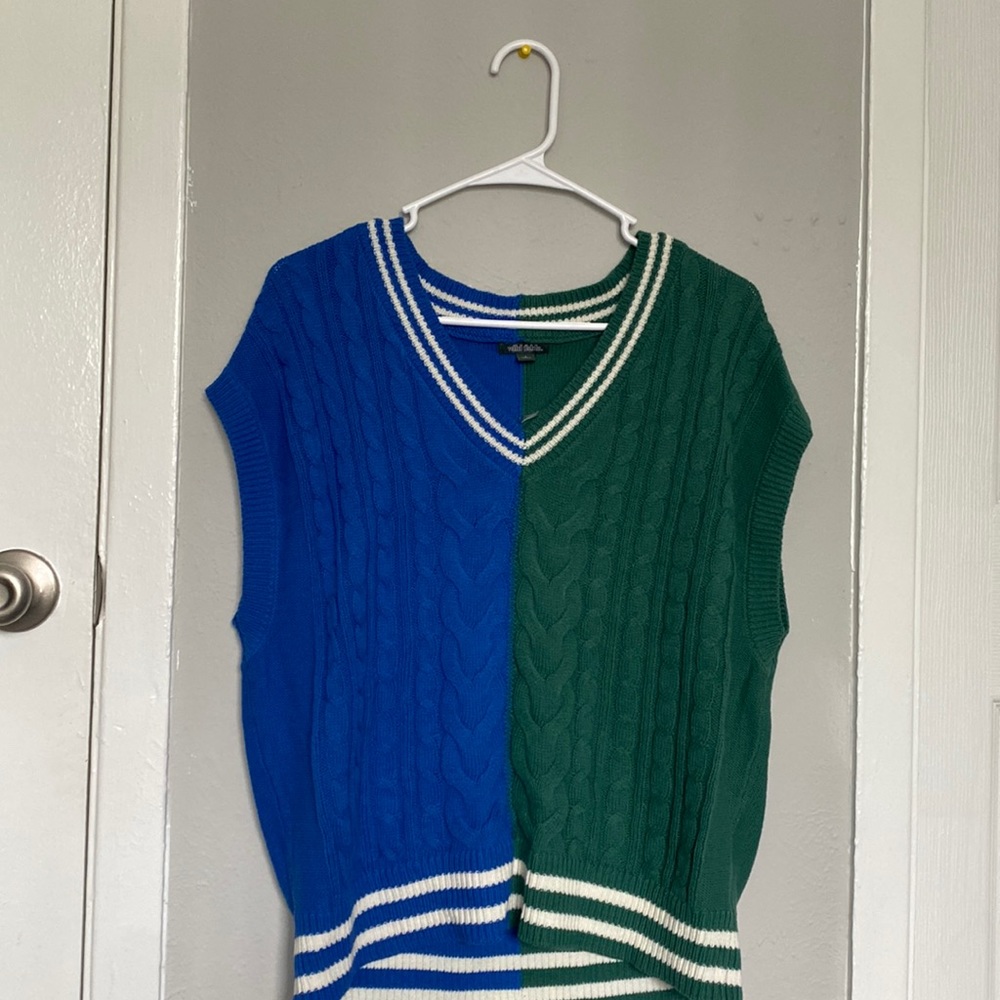 Wild Fable 2-toned Sweater Vest
